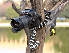 Octopus Flexible Digital Camera Stand Monopod Mini Tripod Car Phone Holder Bracket