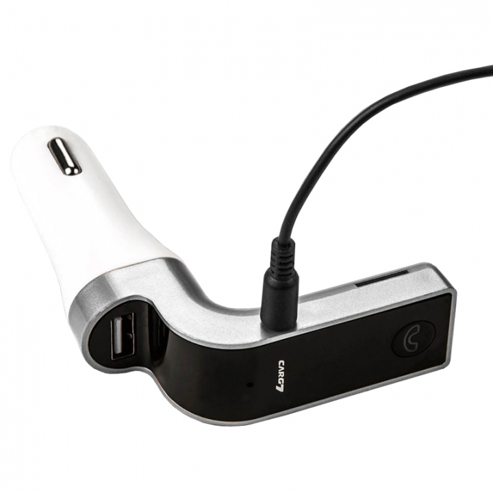 Wireless Bluetooth FM Transmitter With Car USB Charger TF Slot for MP3 play