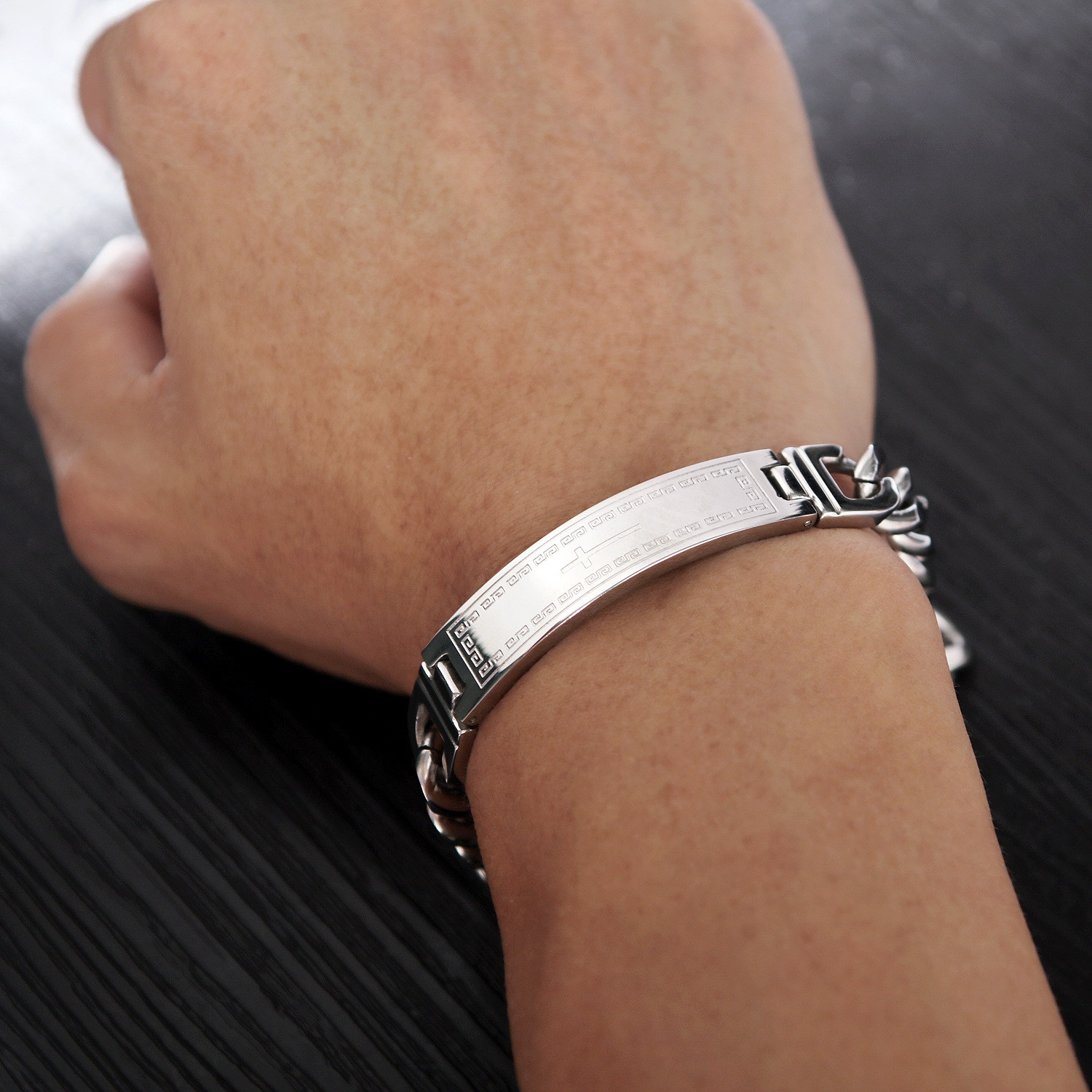 Men Titanium steel Bracelet trend personality Great Wall cross Bracelet