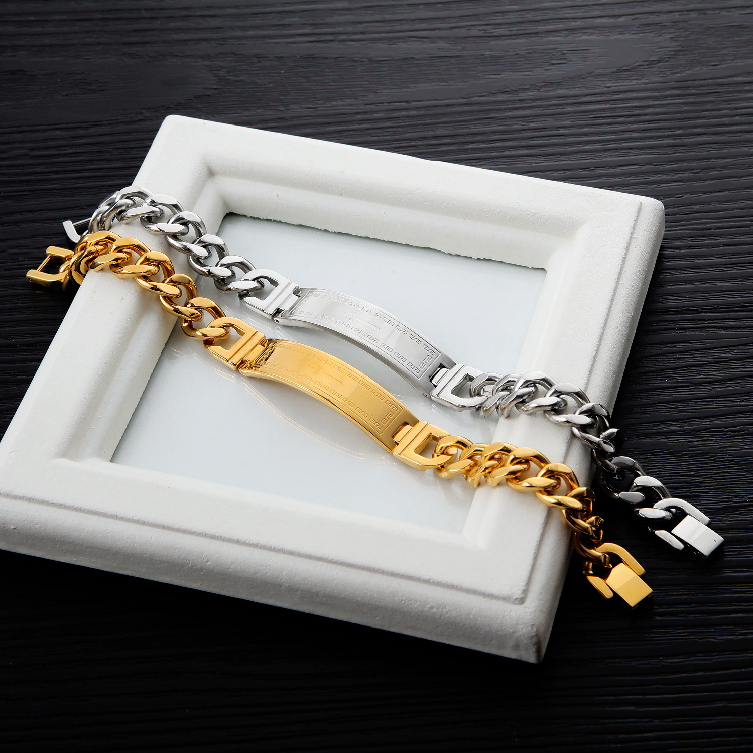 Men Titanium steel Bracelet trend personality Great Wall cross Bracelet