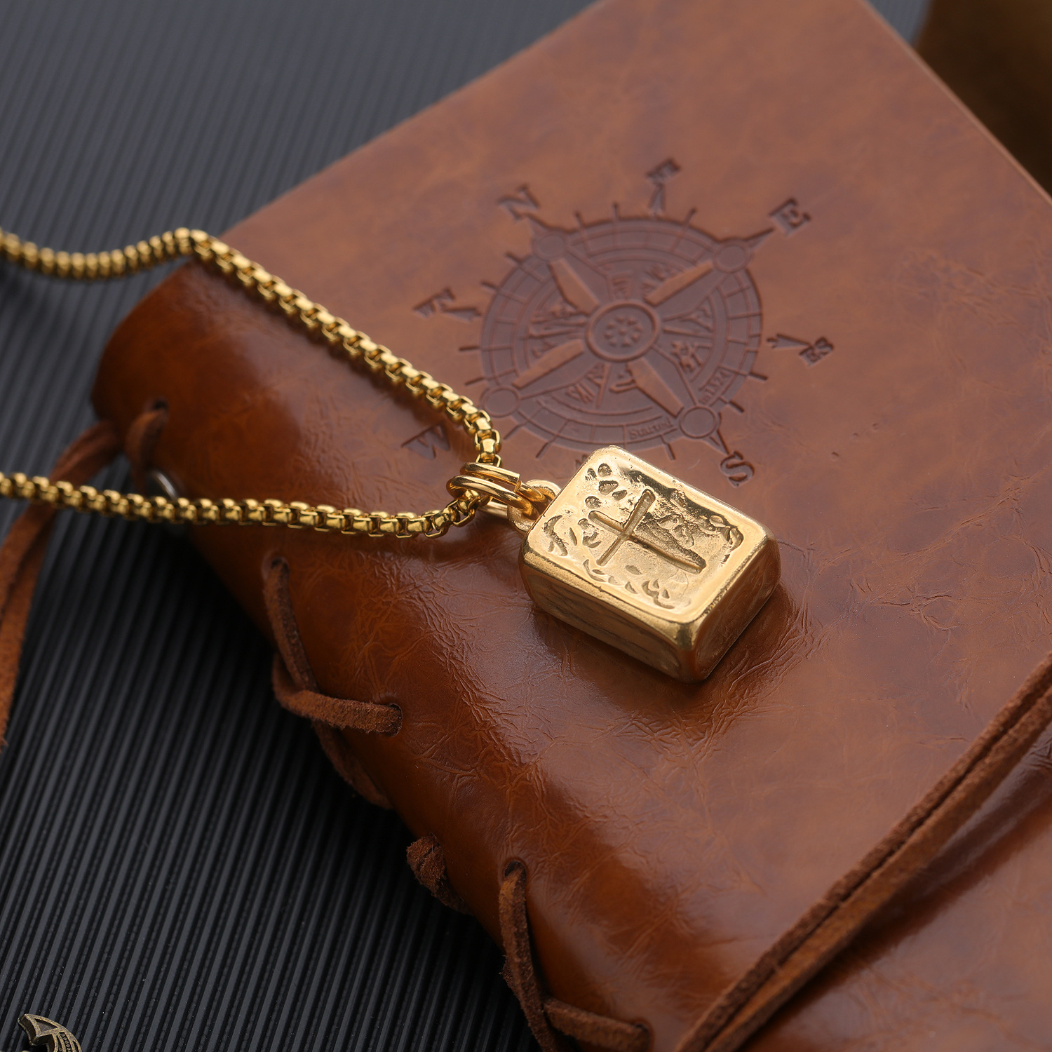 Men stainless steel Titanium steel Pendant Europe and America personality Casting cross necklace