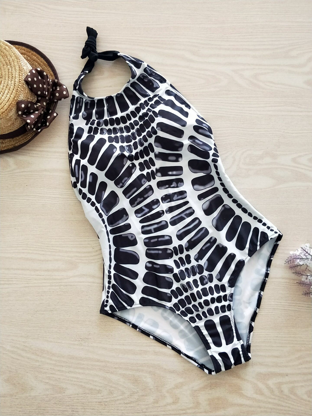 New style sexy female conjoined body backless triangle self-cultivation one piece swimsuit swimwear