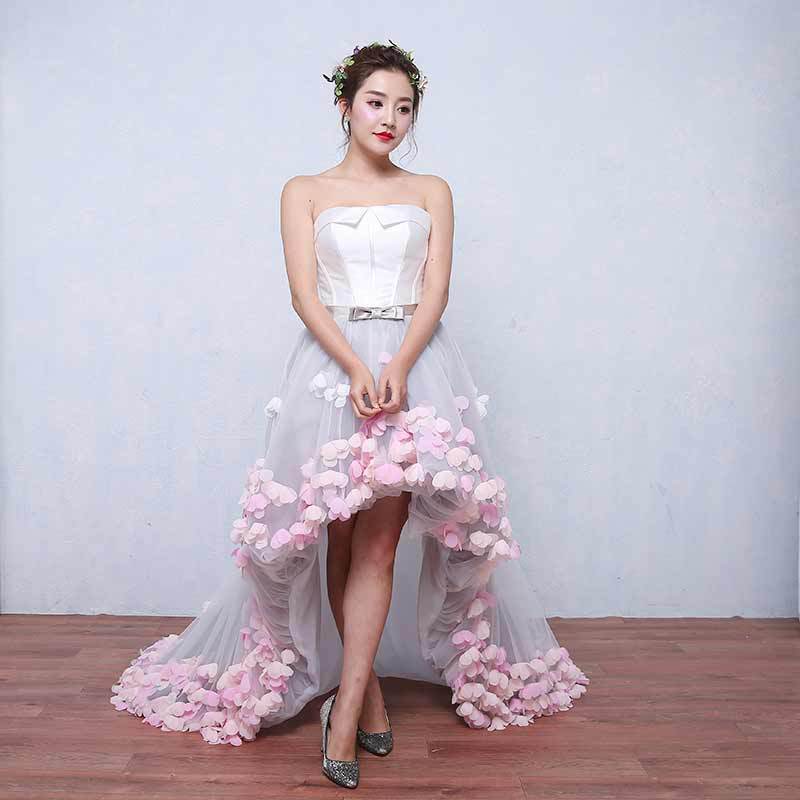 Romantic handmade petals sea view location drag the tail bride wedding special occasion dress