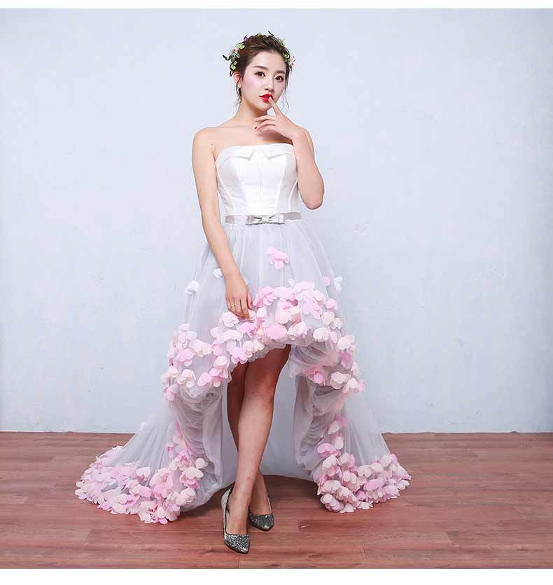 Romantic handmade petals sea view location drag the tail bride wedding special occasion dress