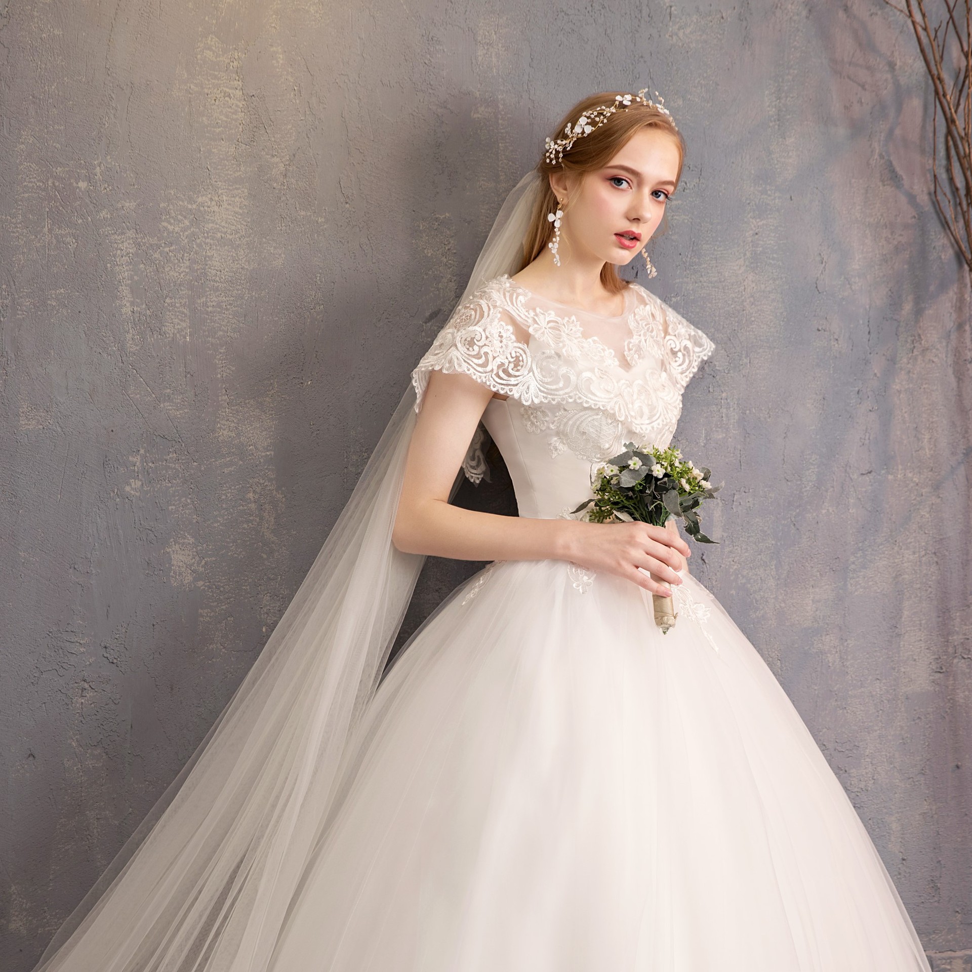 Wedding Dresses Autumn and Winter New Fashion Korean Round Collar Slender Bride's Wedding Dresses
