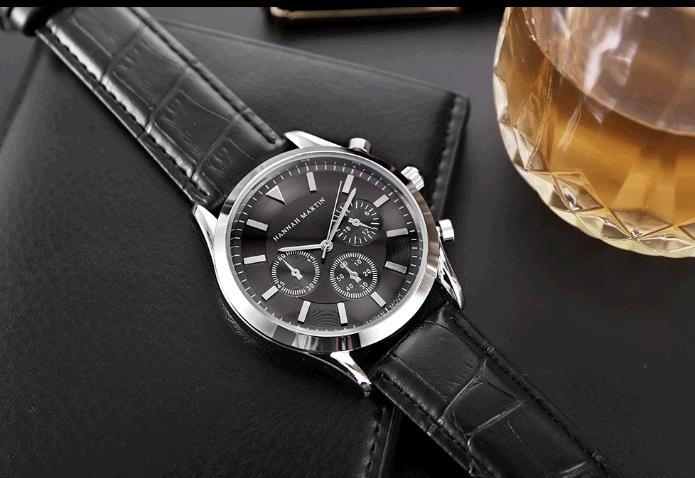 Men Watch Wrist Leather Band Quartz Watch