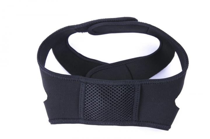 Male and female anti-snoring headbands prevent snoring
