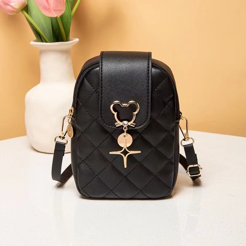 Mickey Mouse Crossbody Bags for Women Fashion Embroidery Mobile Storage Bag 2023 Girls Casual Shoulder Bag Tote Bags Handbags Girls Mobile Storage Bag