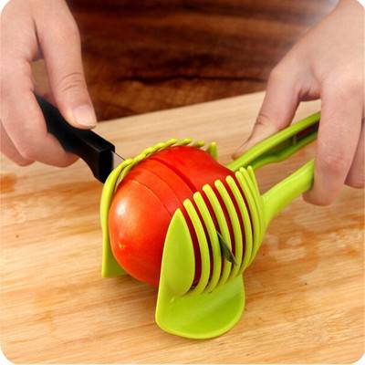 Multifunctional vegetable and fruit slicer
