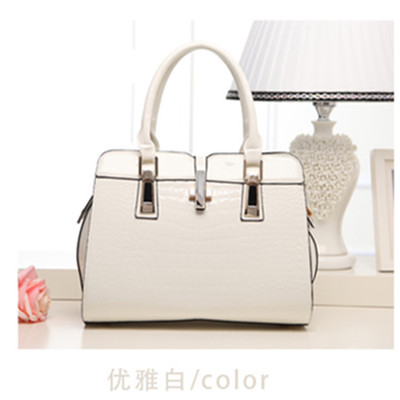 2021 High quality Designer Women's Genuine Leather Handbags Vintage Tassel Female Shoulder bag Ladies Crossbody Bags