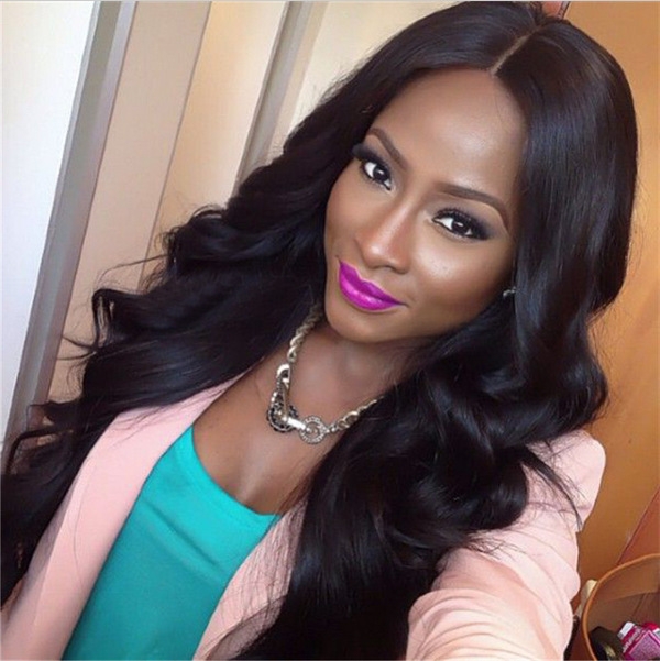 Wig, high temperature wire, big wave, black, medium length, long hair, lady's head.