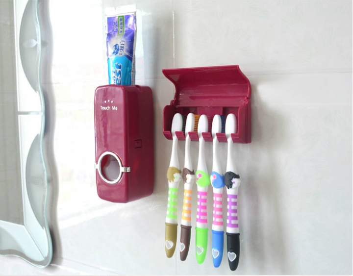 Automatic Toothpaste Squeeze Creative Toothpaste Extruder Dispenser Family Toothbrush Holder Set