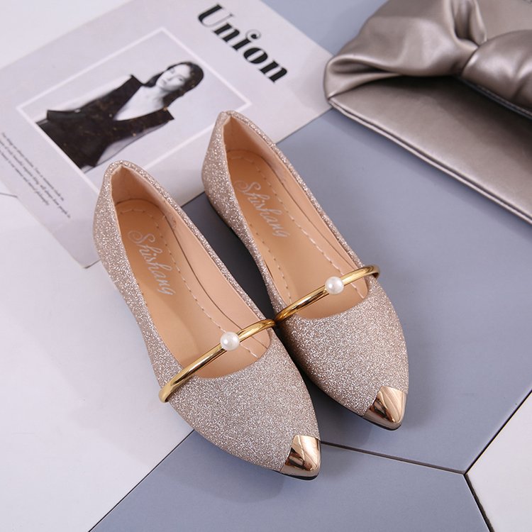 Hot Pointed Flat Shoes Ladies Casual Office Shoes Metal Sequins Pearl Nurse Shoes Women
