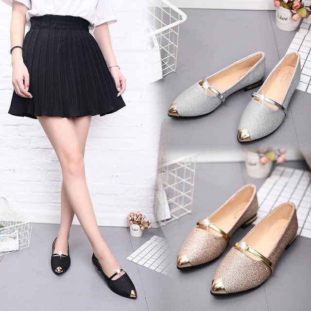 Hot Pointed Flat Shoes Ladies Casual Office Shoes Metal Sequins Pearl Nurse Shoes Women