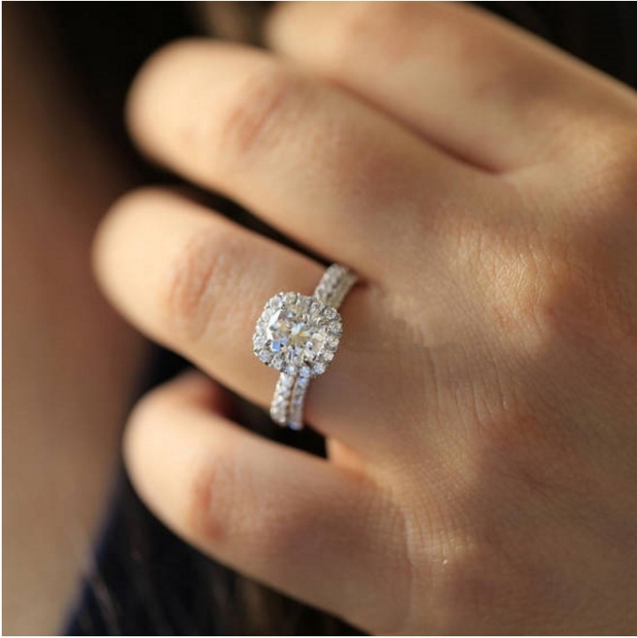 Round Created Simulated Diamond Halo Engagement Ring Set Silver Bridal Wedding Rings Jewelery