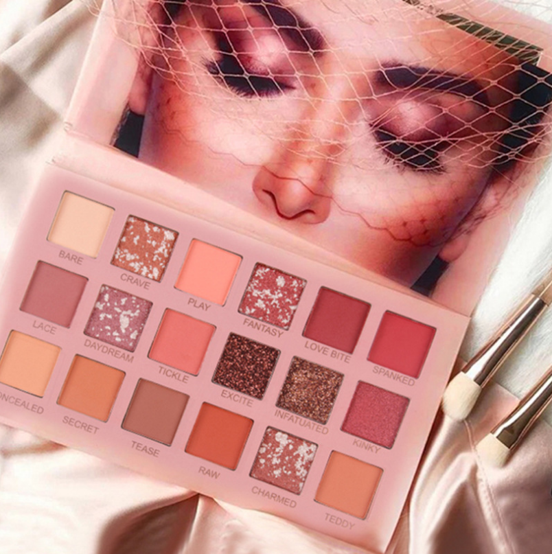 Eyeshadow Pallete 18 Colors Colorful Waterproof Concealer Makeup Pallete Lasting-Effect Eye Shadow