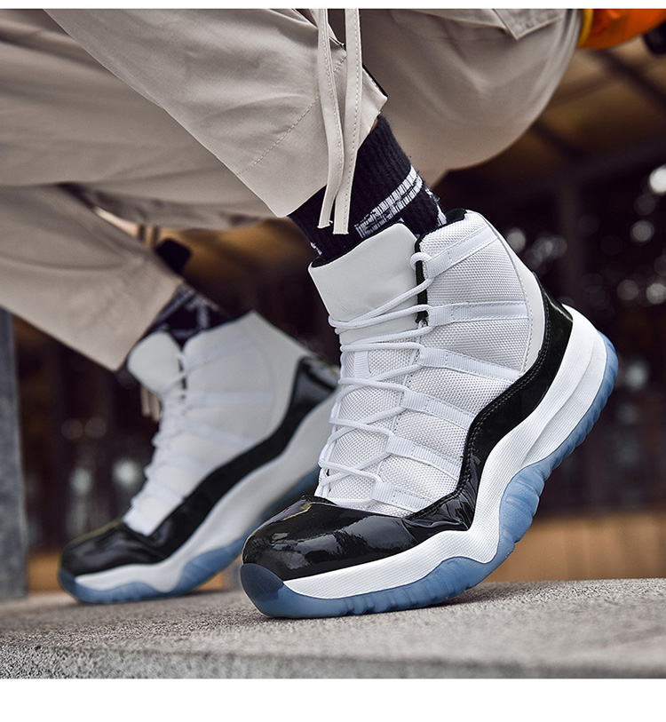 Hot Sale Basketball Shoes Gym Training Boots Ankle Boots Outdoor Men Sneakers Athletic AJ Shoes