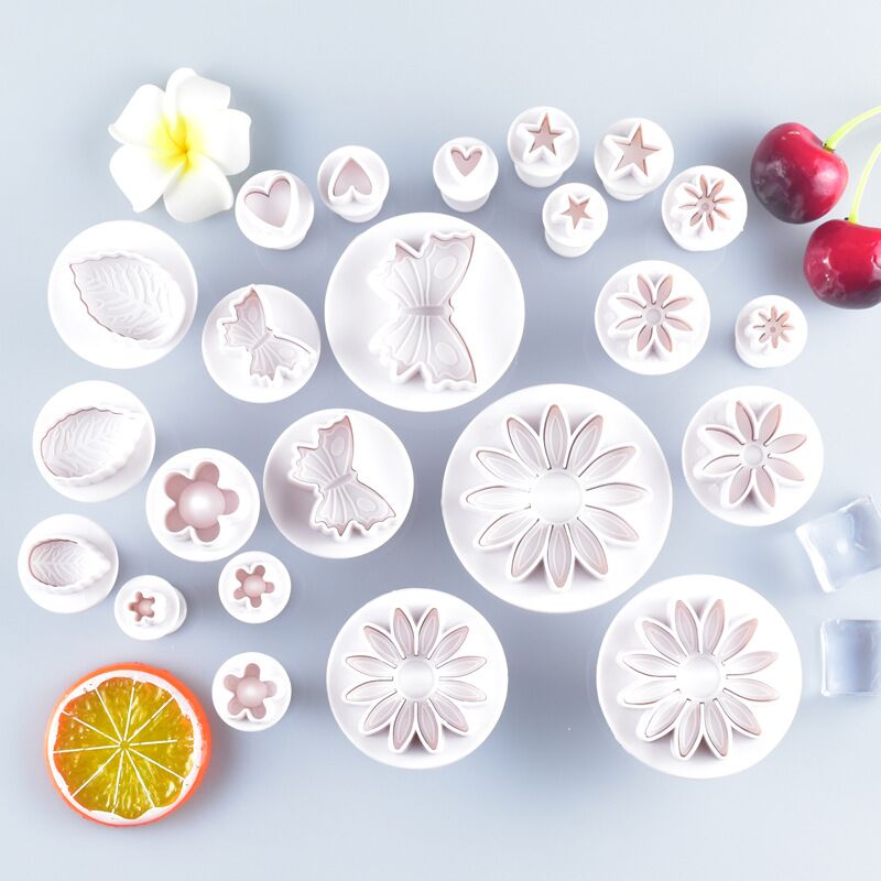 33Pcs Fondant Cake Mold Cookie Biscuit Baking Mould DIY 3D Bakeware Sets Cake Decor Kitchen Tool