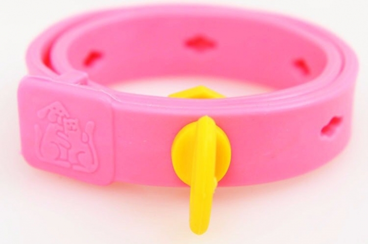 Pet collar can prevent fleas, lice, ticks, sterilization collar can be adjusted in size pet products