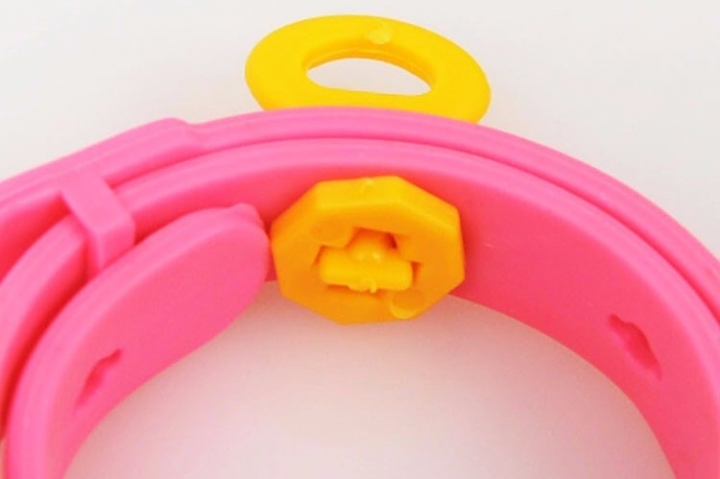Pet collar can prevent fleas, lice, ticks, sterilization collar can be adjusted in size pet products
