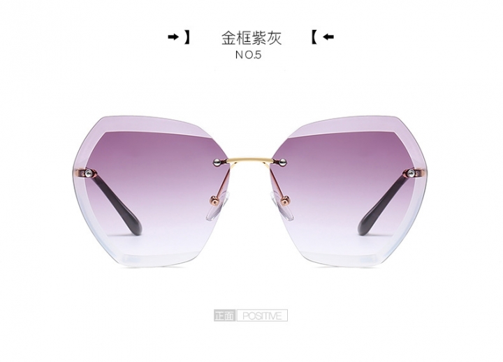 Fashion Ultra Light Fancy Ladies Retro Frame Vintage Outdoor Hipster Eye Wear Luxury Sunglasses