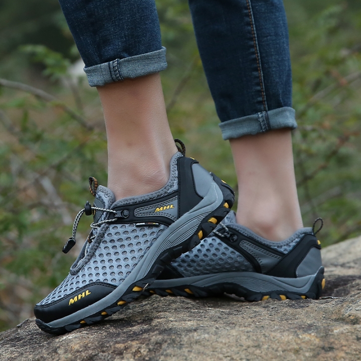 Spring Men Women Climbing Shoes Couple Non-slip Breathable Hiking Shoe Wearable Trekking Sport Shoes