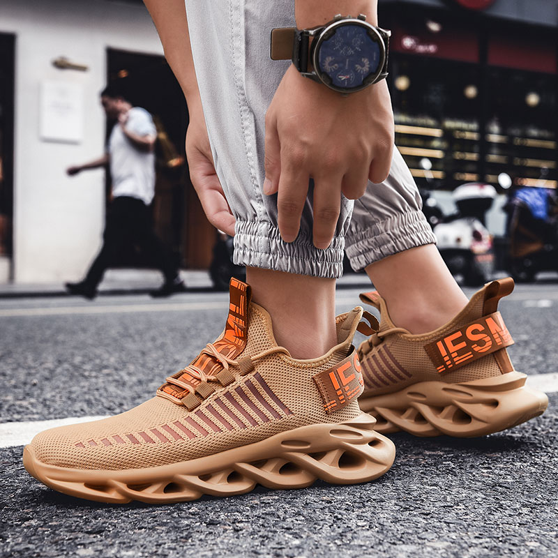 Fashion Men Sport Shoes Breathable Mesh Running Shoes Non-slip Lightweight Sneakers Plus Size Shoes