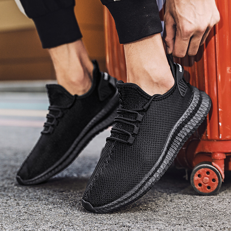 Fashion Men Breathable Mesh Running Shoes Light Soft Sport Shoes Plus Size Outdoor Casual Sneakers