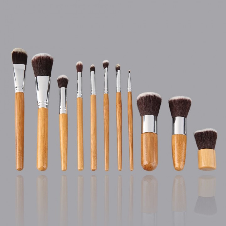 11 Pieces Makeup Brush Set with A Cloth Bag Comestic Brushes Wooden Bamboo