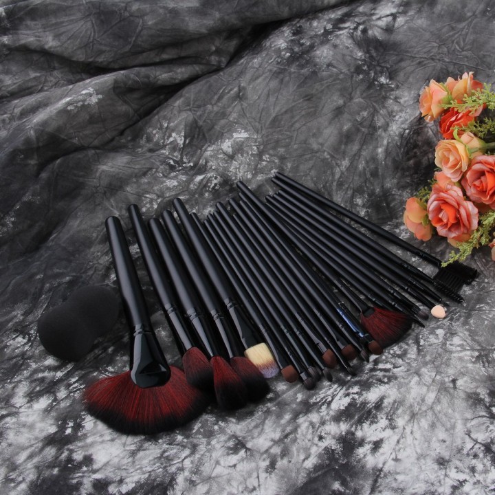 24Pcs Cosmetic Brush Foundation Powder Eyeshadow Brushes Set with Puff