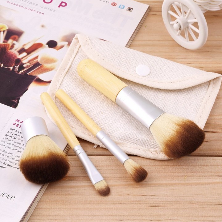 4pcs Pro Makeup Cosmetic Blush Brush Foundation Powder Kabuki Brushes Kit Set