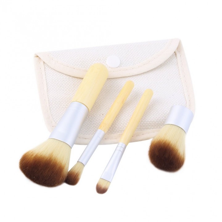 4pcs Pro Makeup Cosmetic Blush Brush Foundation Powder Kabuki Brushes Kit Set