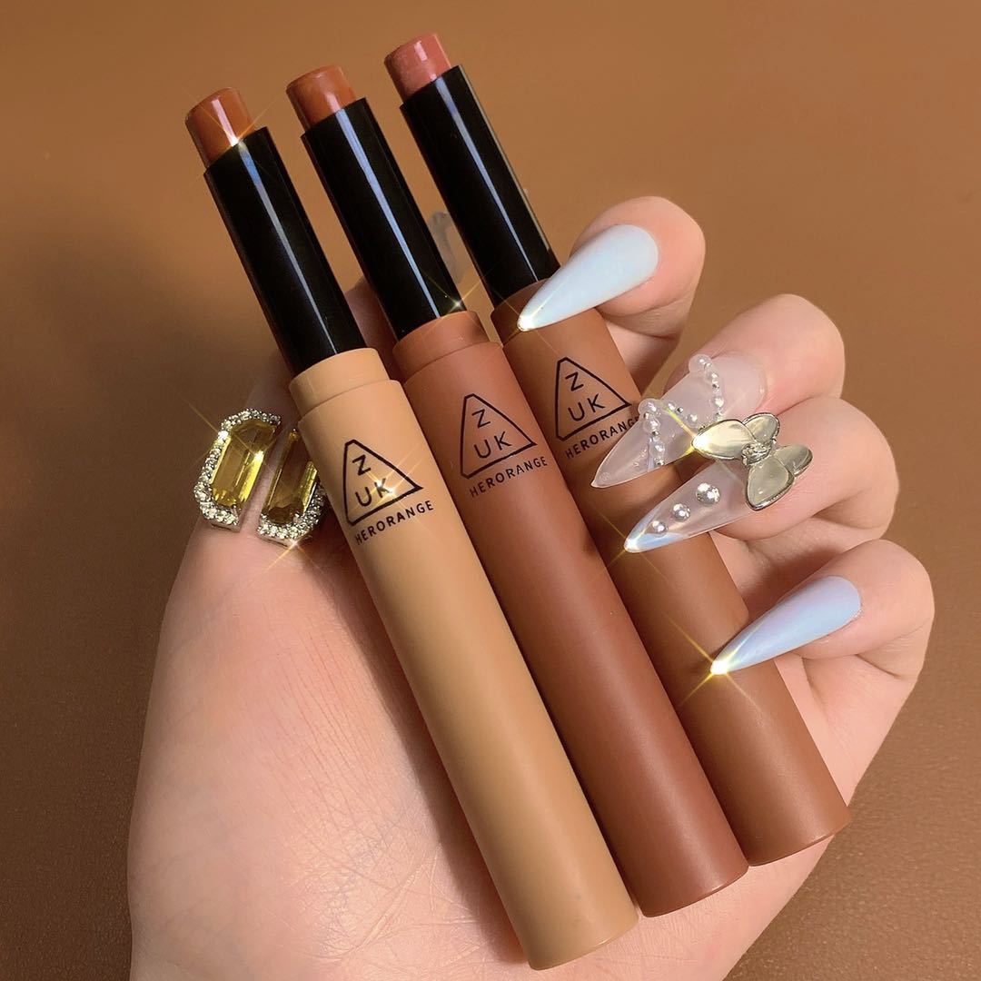 Gift box with 3-color lipstick thin pipe smoke pipe Lip Glaze matte fog lipstick set view 5