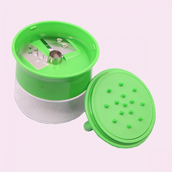 HANDHELD VEGETABLE SPIRALIZER