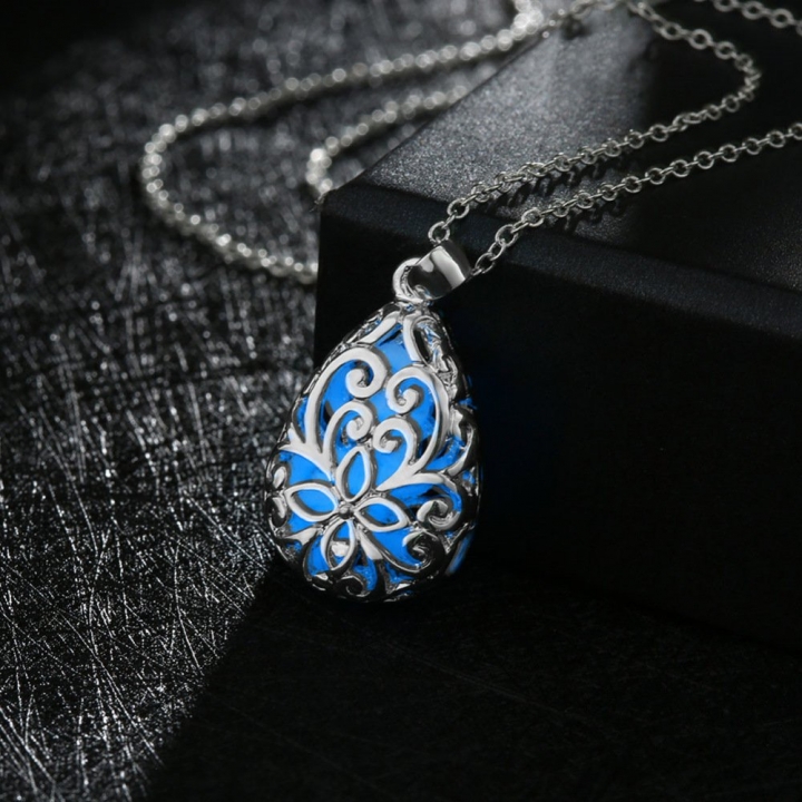 2 pcs GLOW IN THE DARK Fairy Locket Pendant Necklace / Jewellery Gift Idea Luminous