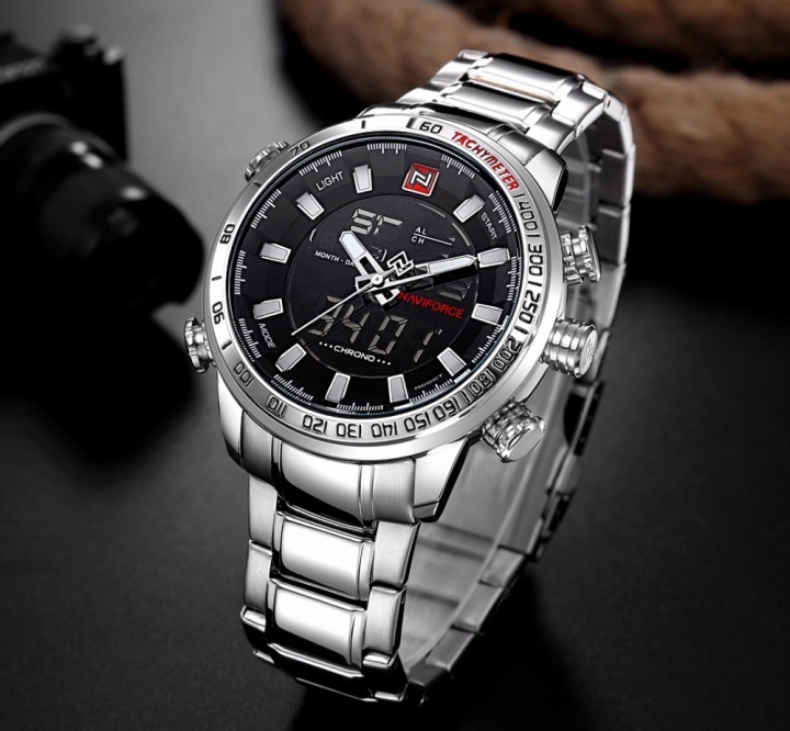 NAVIFORCE Mens Quartz Analog Watch Luxury Fashion Sport Wristwatch Waterproof Stainless Male Watches