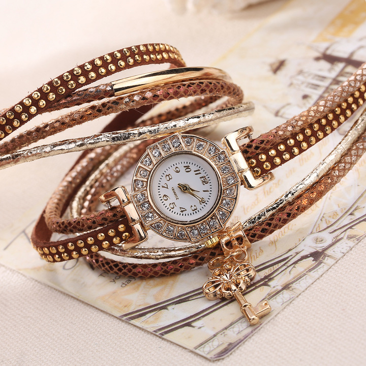 Women's Fashion Watch Quartz Wristwatches Bracelet Fashion Accessory Gift Men Women