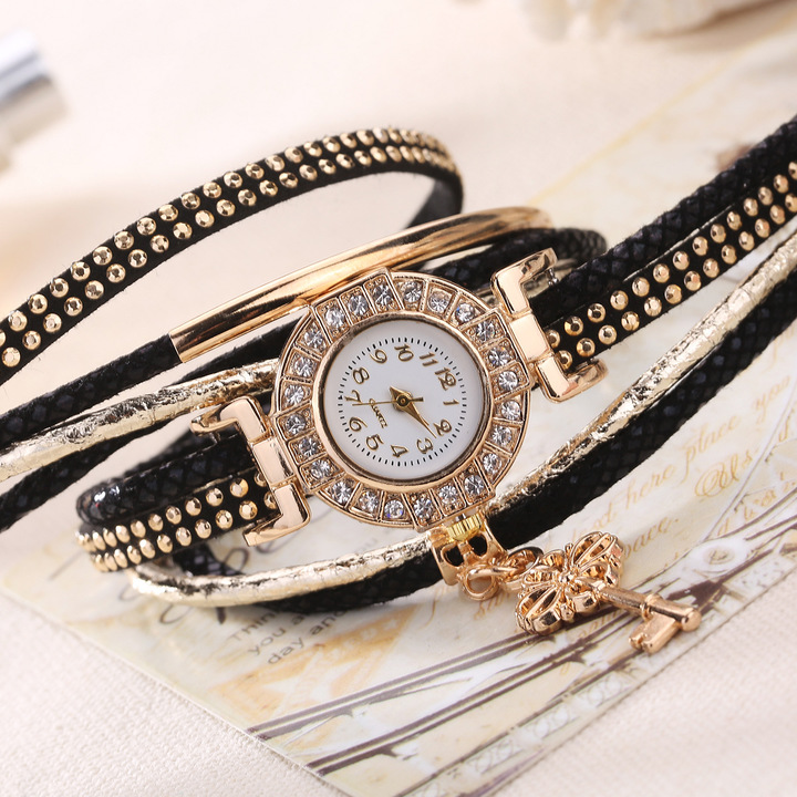 Women's Fashion Watch Quartz Wristwatches Bracelet Fashion Accessory Gift Men Women