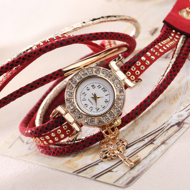 Women's Fashion Watch Quartz Wristwatches Bracelet Fashion Accessory Gift Men Women
