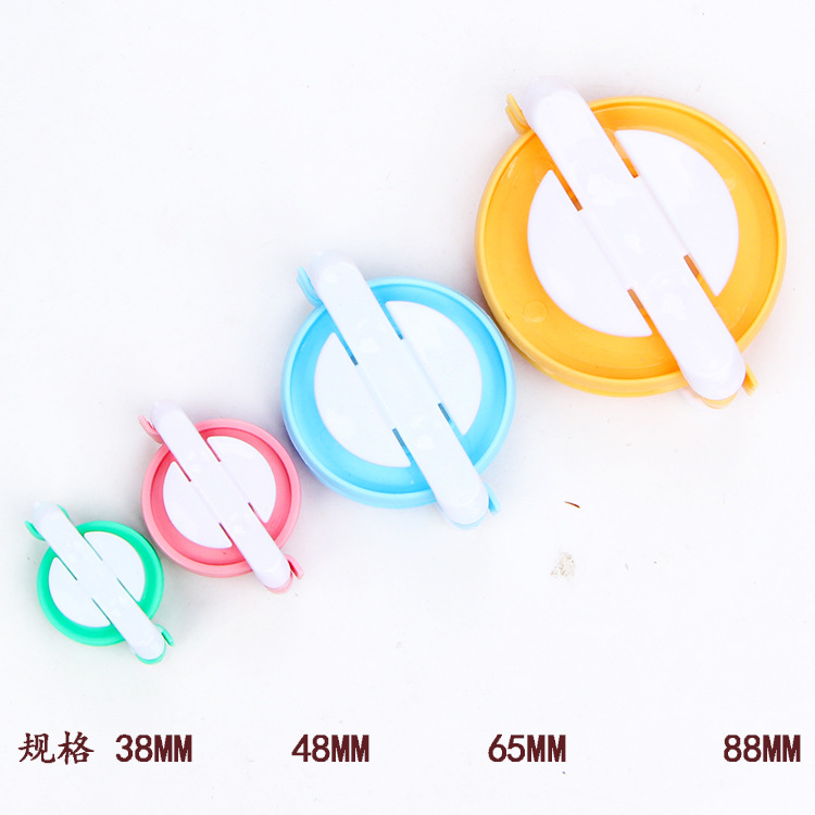 4pcs Generic ABS Plastic 4 Sizes Pompom Maker Ball Weaver Needle Craft Knitting Loom Wool Tool