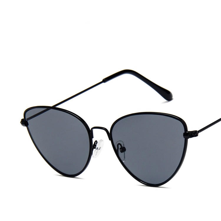 Cat Eye Fashion Sunglasses Women Vintage Luxury Brand Designer Black Glasses Sun Glasses For female UV400 Eyewear Shades