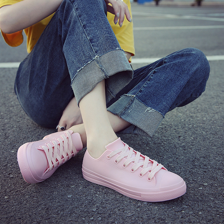 New women's flat shoes for women's low-top student casual sneakers Athletic