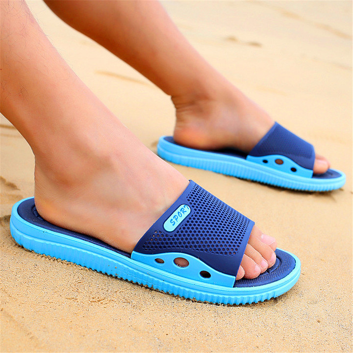 Summer Slippers, Indoor and Outdoor Bathroom Slippers, Men's Sandals