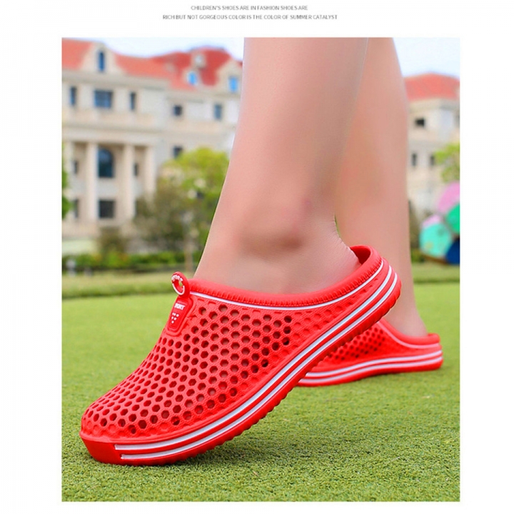 TPU Massage Sandals, Anti-skid Beach Shoes, Couple Holes, Breathable Sandals and Slippers