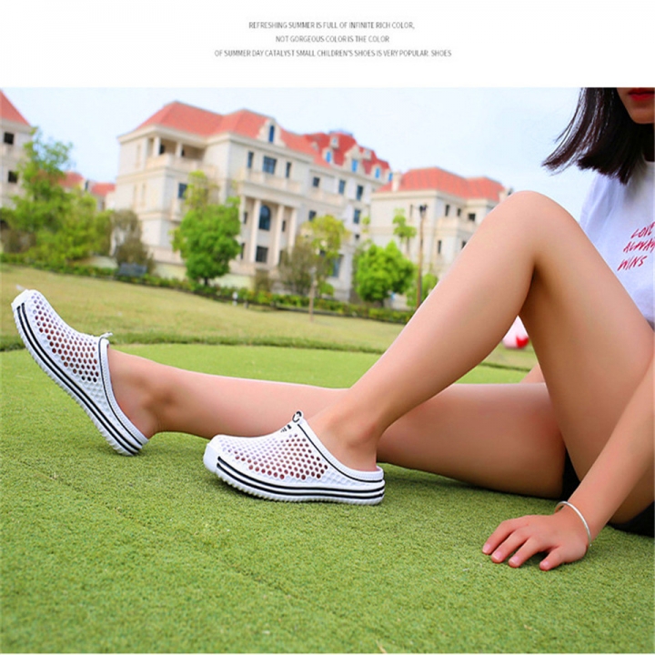 TPU Massage Sandals, Anti-skid Beach Shoes, Couple Holes, Breathable Sandals and Slippers