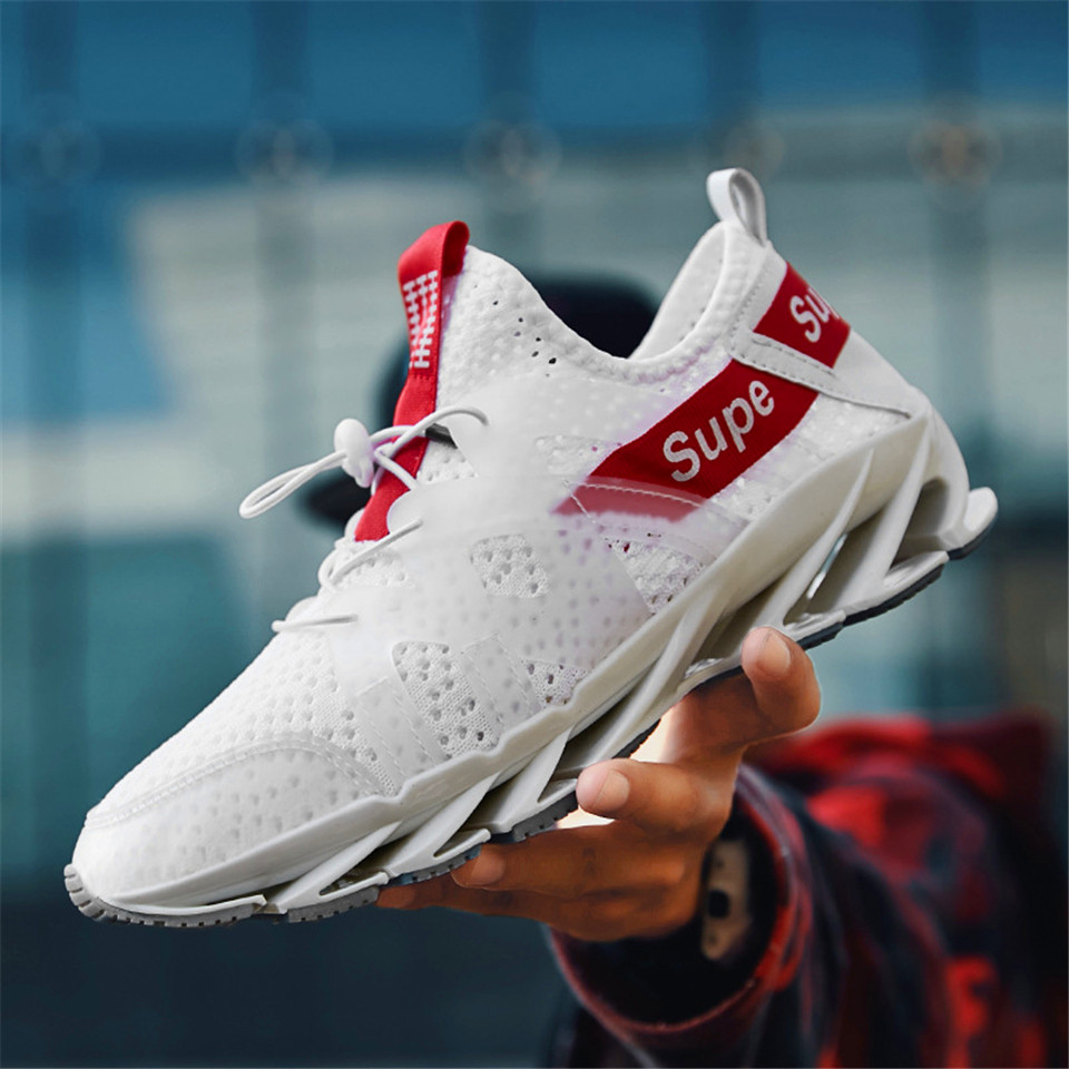 New Style Small White Shoes Breathable Large Size Men's Knife-edge Sports Leisure Shoes Have a gift