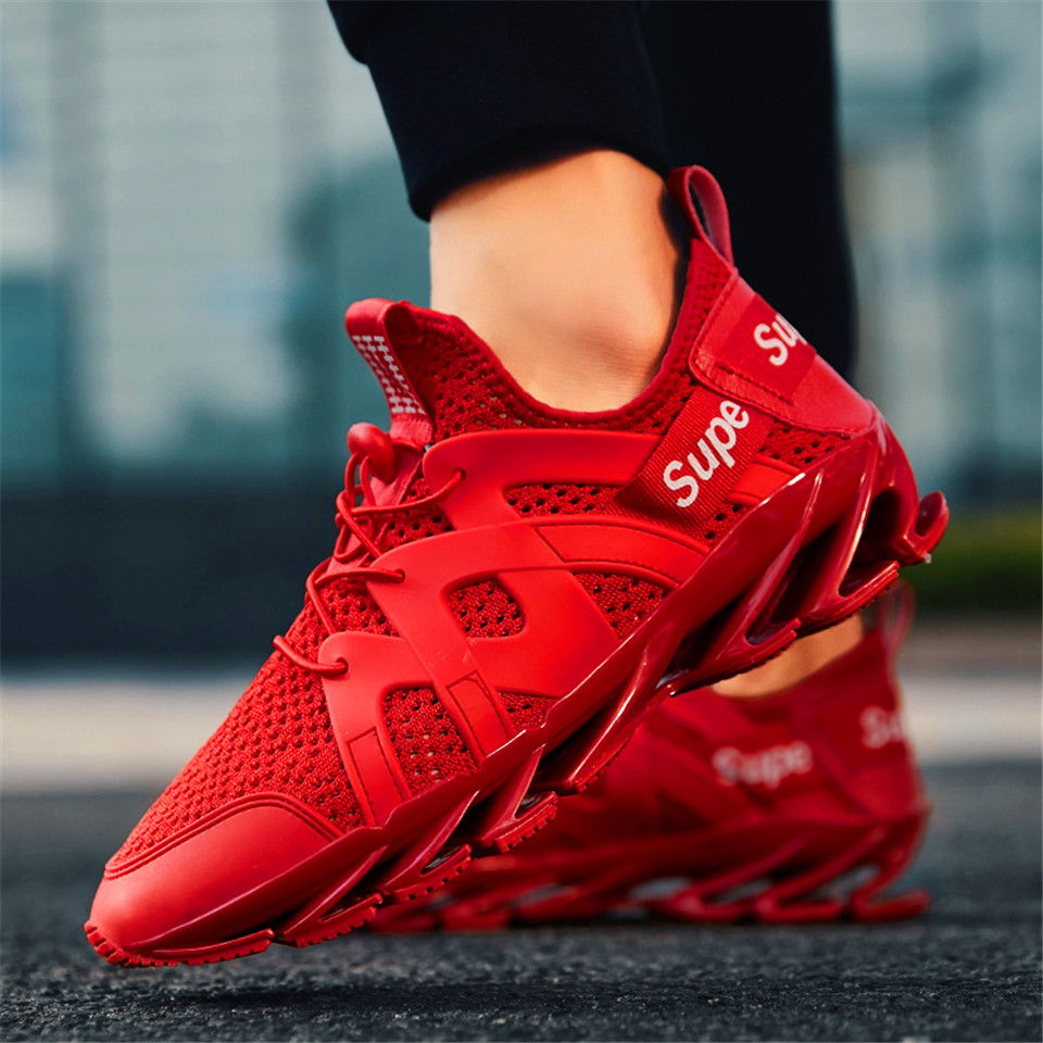 New Style Small White Shoes Breathable Large Size Men's Knife-edge Sports Leisure Shoes Have a gift