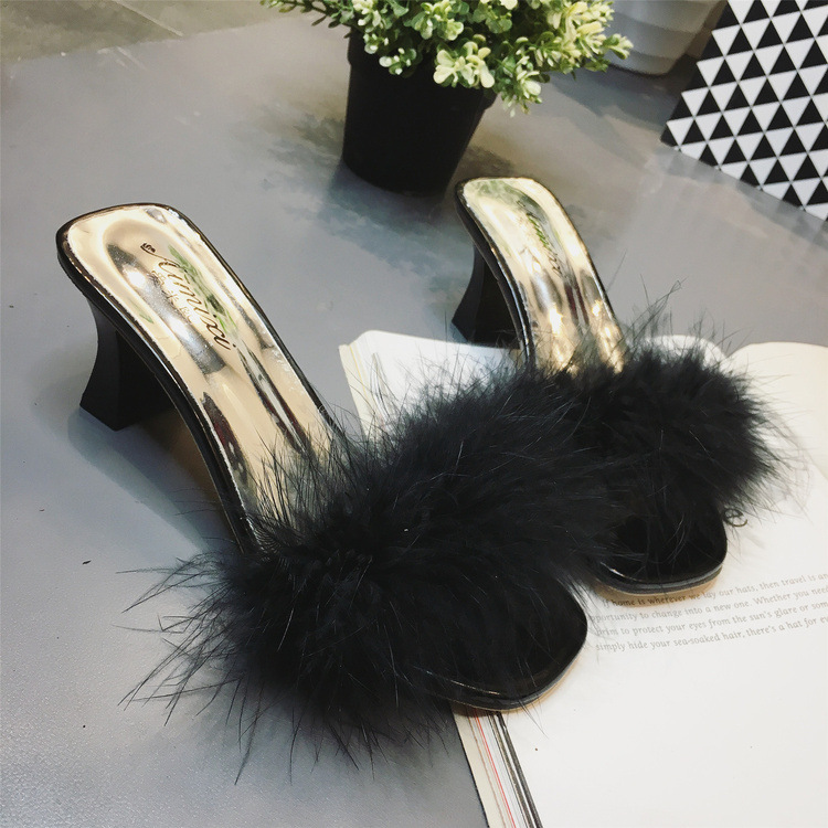 New Korean Style Outdoor Women's Sandals fashion Fluffy Slippers