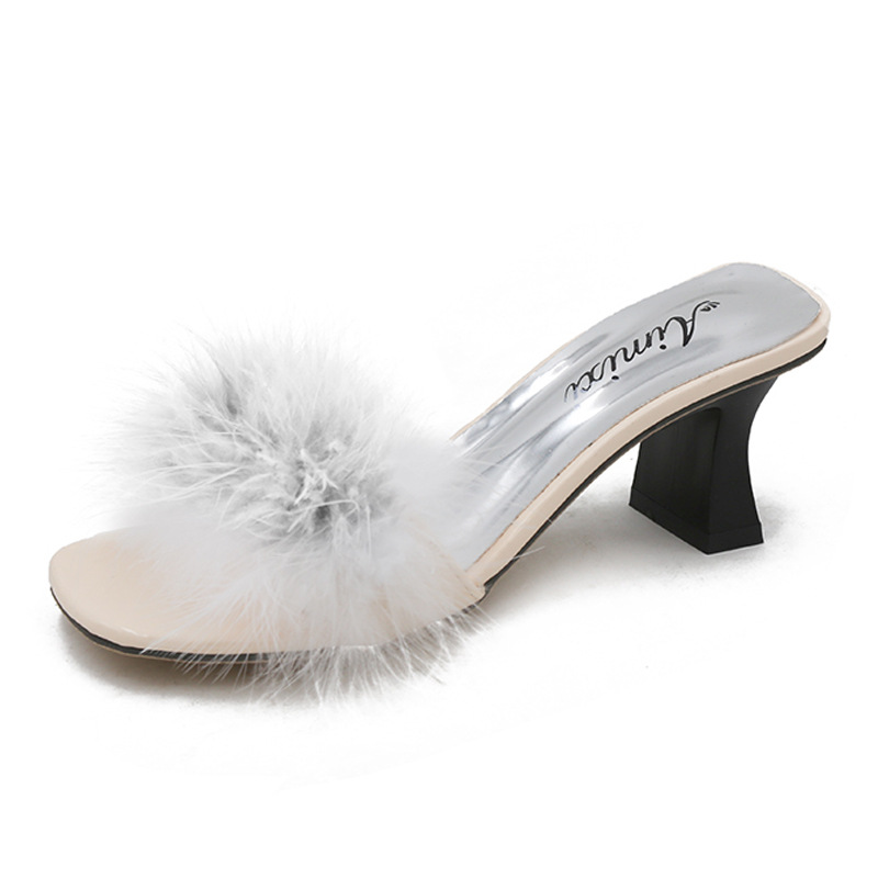 New Korean Style Outdoor Women's Sandals fashion Fluffy Slippers