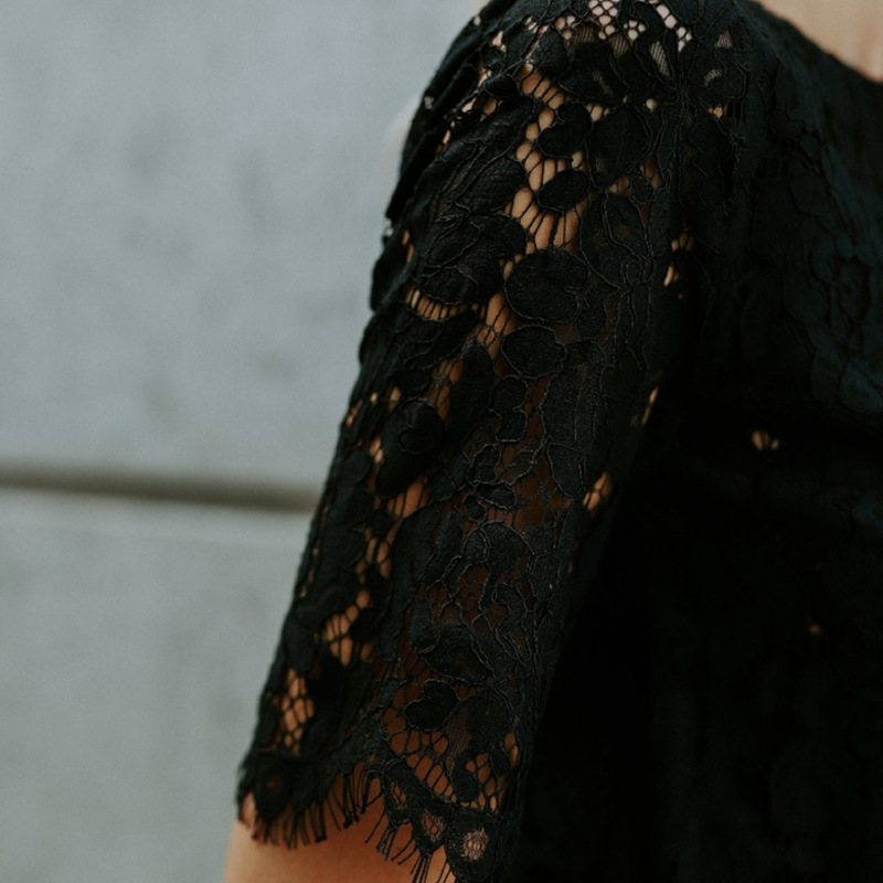 Hot Sell New Plus-Size Ladies Tops Short Sleeve Lace Short Undercoat Blouse Sexy Fashion Streetwear